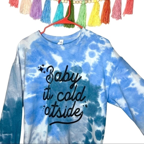 Baby It’s Cold Outside Blue Tie Dye Cozy Crewneck Pullover Sweatshirt Medium - Picture 4 of 12